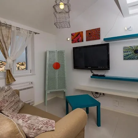 By The Sea Mali Losinj, Losinj - 19833 Apartamento *